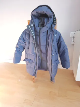 Chaqueta plumífero azul talla 7-8