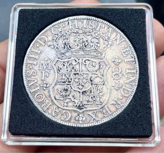 Moneda PLATA 8 Reales 1760 Mexico COLUMNARIO