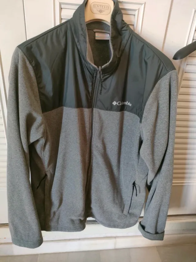 Chubasquero Columbia Negro y Rojo