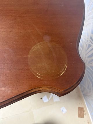 Mesa auxiliar antigua estilo italiano