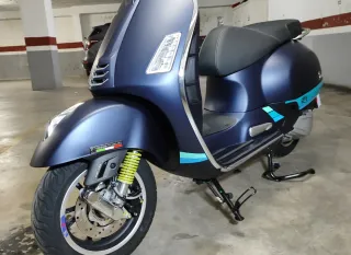 Vespa GTS 310 Supertech Azul Mate