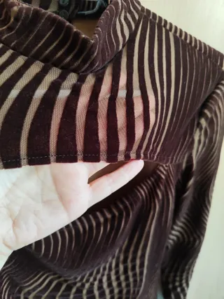 Vestido Bershka cut-out