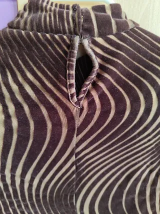 Vestido Bershka cut-out