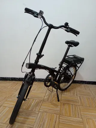 Bicicleta Eléctrica Plegable Negra