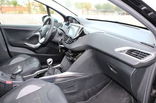 Peugeot 2008 1.6 hdi 2014