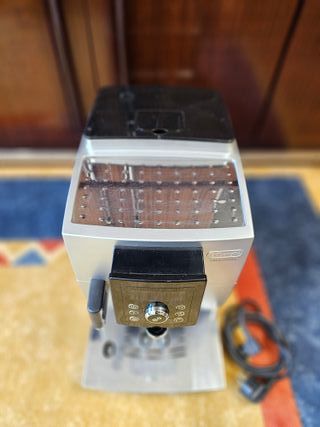 Cafetera DeLonghi ECAM 24.467.S para piezas