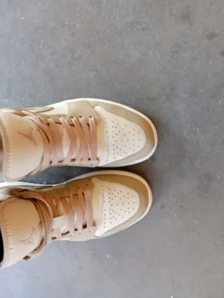 Zapatillas Air Jordan Beige/Marrón