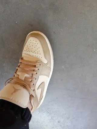 Zapatillas Air Jordan Beige/Marrón