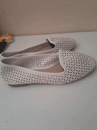 Bailarinas blancas con pedrería