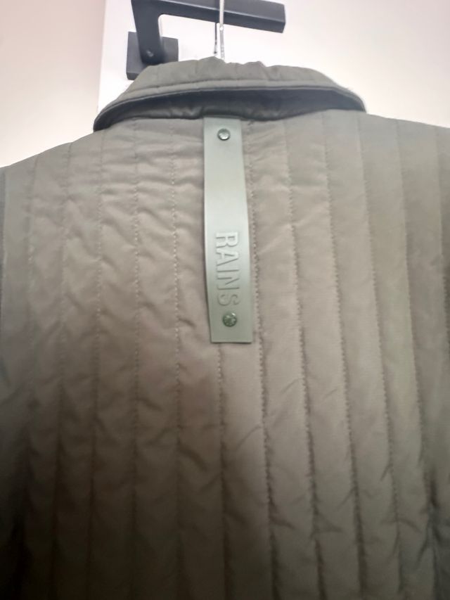 Chaqueta Rains verde chico