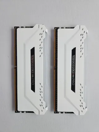 Memoria DDR4 Corsair Vengeance RGB Pro SL