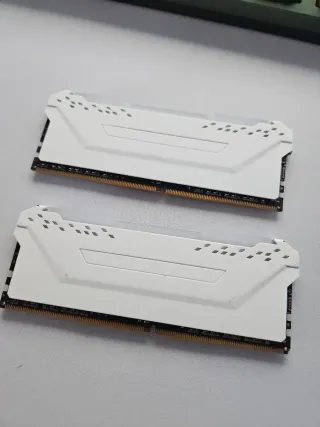 Memoria DDR4 Corsair Vengeance RGB Pro SL