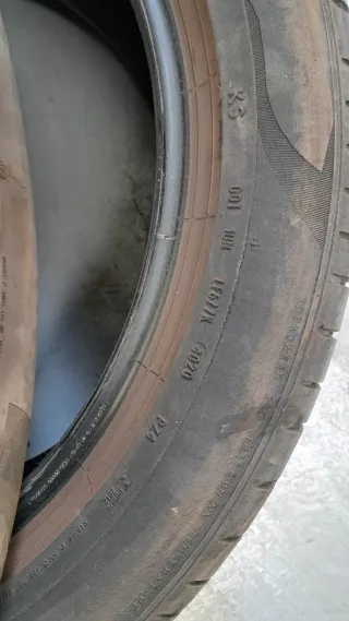 Neumáticos Pirelli P Zero 235/50/19 99W