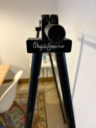 Burro Cuelga Ropa Metálico