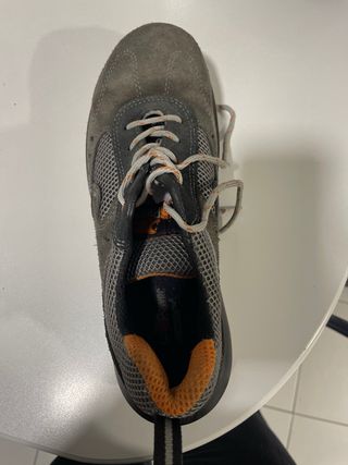Zapatos de seguridad Up Power grises y naranjas