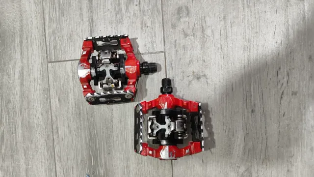 Pedales Automáticos enduro