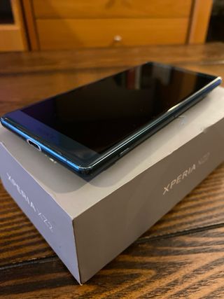 Sony Xperia XZ2 Azul