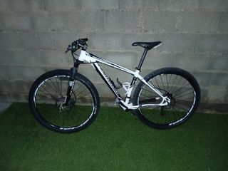 Bicicleta Montaña 29 Specialized