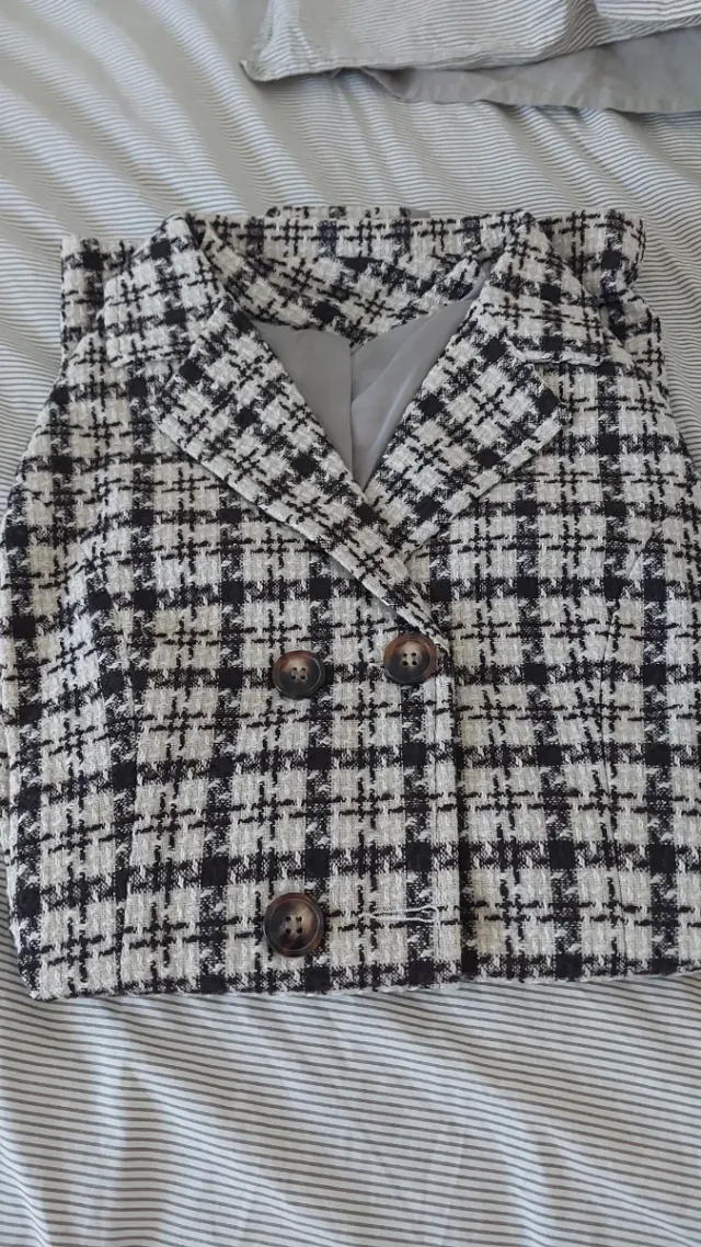 Cazadora cuadros beige y marron