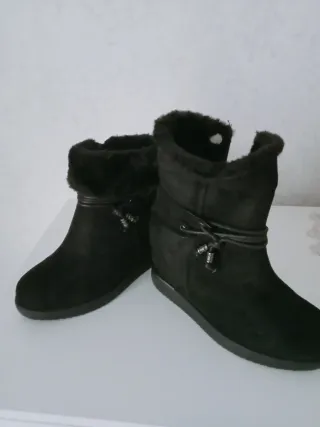 Stivaletti Zoe neri pelliccia foderati donna 36