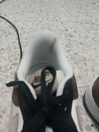 Nike Air Force 1 Beige/Negro/Marrón