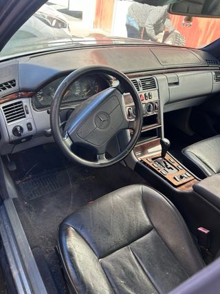 Mercedes-Benz Clase E 1999
