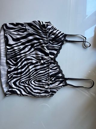 Top Cebra con Encaje Negro