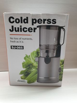 Extractor de Jugo XTKKGFBIR Prensado en Frío