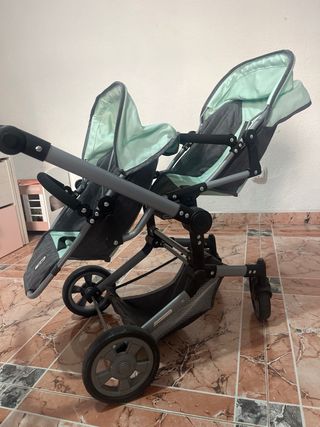 Cochecito gemelas para muñecas