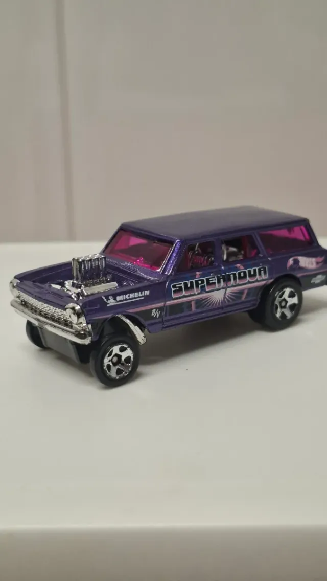 Hot Wheels Chevrolet Nova Gasser