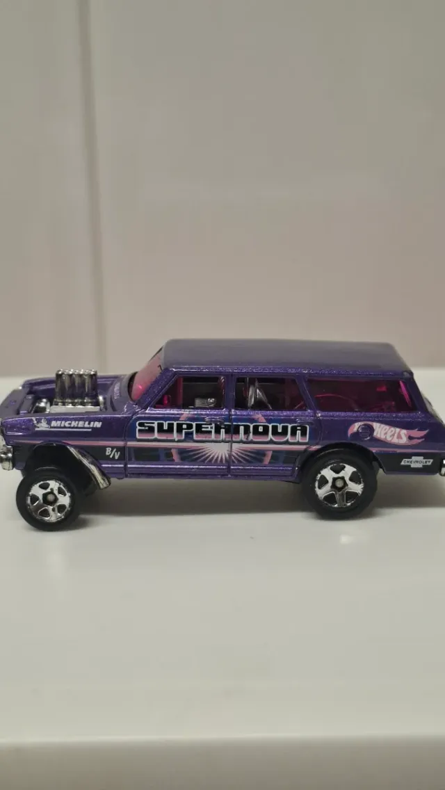 Hot Wheels Chevrolet Nova Gasser