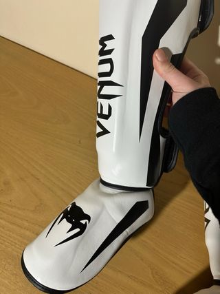 Paratibie Venum Elite Bianco Nero Taglia S