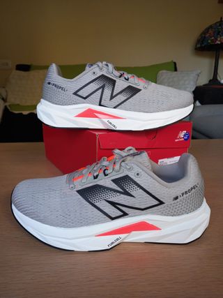 Zapatillas New Balance FuelCell Propel v5