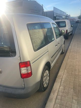 Volkswagen Caddy 2005