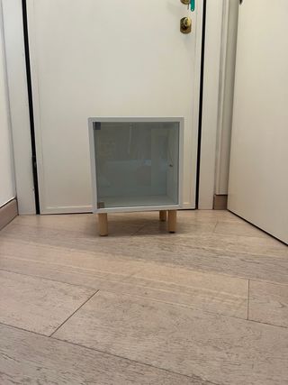 Coppia componibili con anta vetro e rialzo