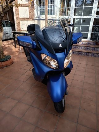 Suzuki Burgman Executive 650