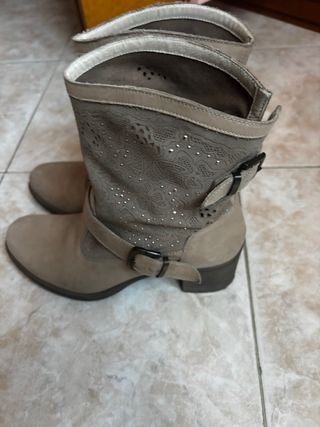 Stivaletti Nero Giardini tortora n.38