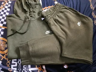 Conjunto Nike Hombre Verde