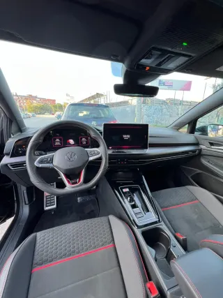 Volkswagen Golf 2025