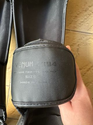 Paratibie Venum Elite Neri Taglia L