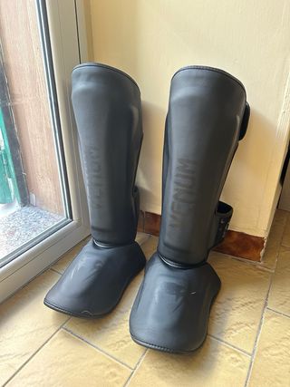 Paratibie Venum Elite Neri Taglia L