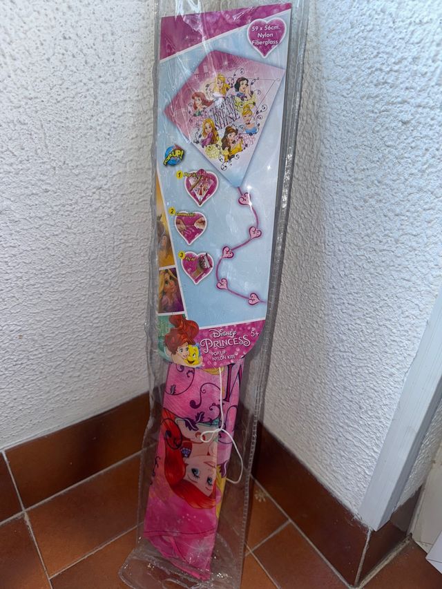 Cometa Princesas Disney 59x56cm