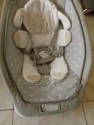 Hamaca mecedora bebé vibración y sonidos