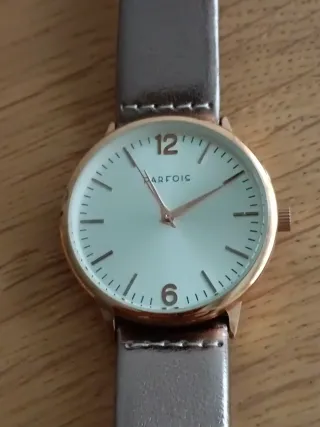 Reloj Parfois Dorado y Plateado Nuevo a estrenar