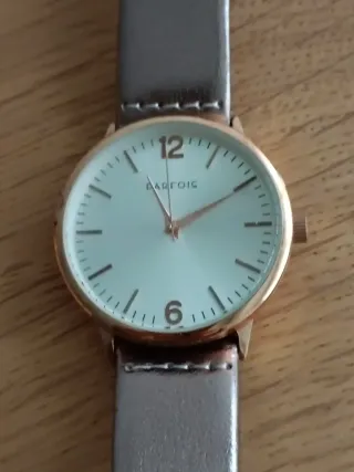 Reloj Parfois Dorado y Plateado Nuevo a estrenar