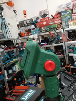 Asta telescopica regolabile