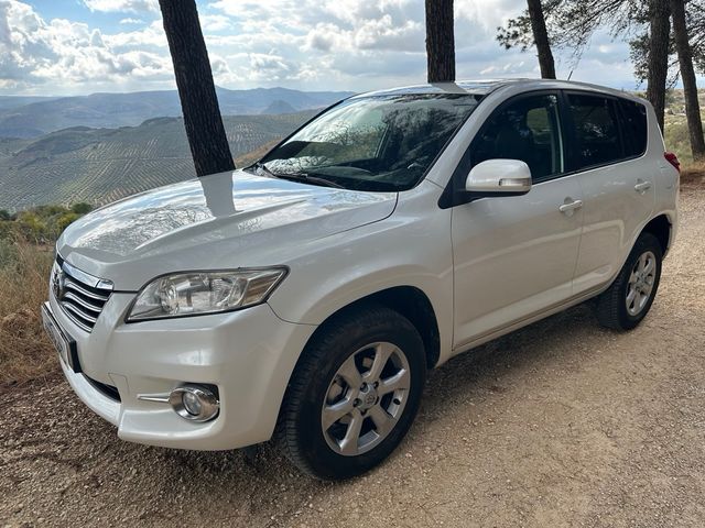 Toyota RAV4 2013