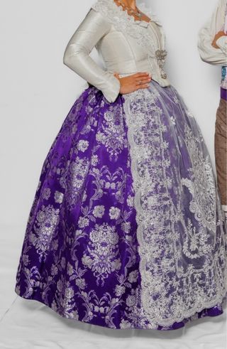 Alquiler Traje Fallera+ zapatos talla 38