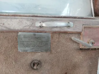 Puertas y recambios autobús antiguo Roncalesa.