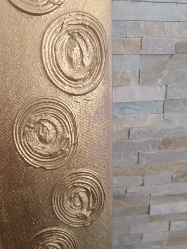 Espejo decorativo dorado